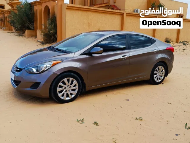 Used Hyundai Elantra in Jumayl