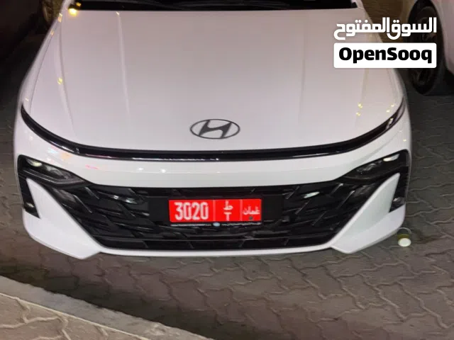 اكسنت موديل 2026 البريمي لتاجير السيارات اللون ابيض الداخليه بيج تامين شامل عمان والامارات