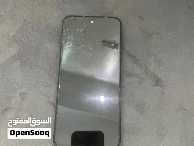هاتف للبيع نوع لهاتف انفينكس سمارت 9جديد غير في كسره فشاشه لكن يلمس مكان لكسر