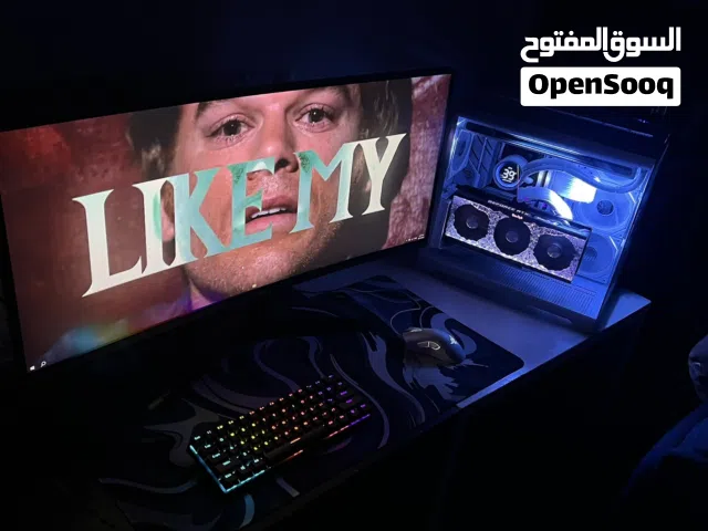 For sale lg 34inch ultra wide curved monitor للبيع شاشة ال جي الترا وايد كبيره جداً حجمه 34 انج