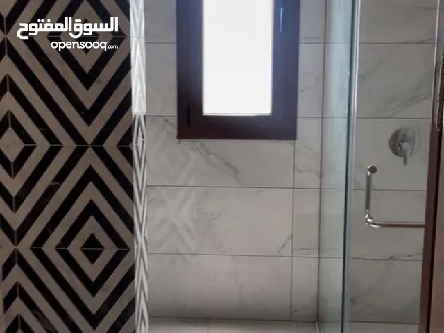 فيلا تجاريه ارضيه تصلح لشركات والعيادات ف منطقه بن عاشور