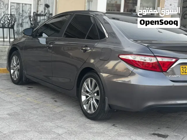 2017 تويوتا كامري XLE