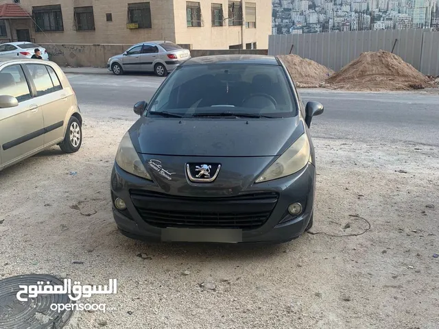 بيجو 207 بحالة جيده