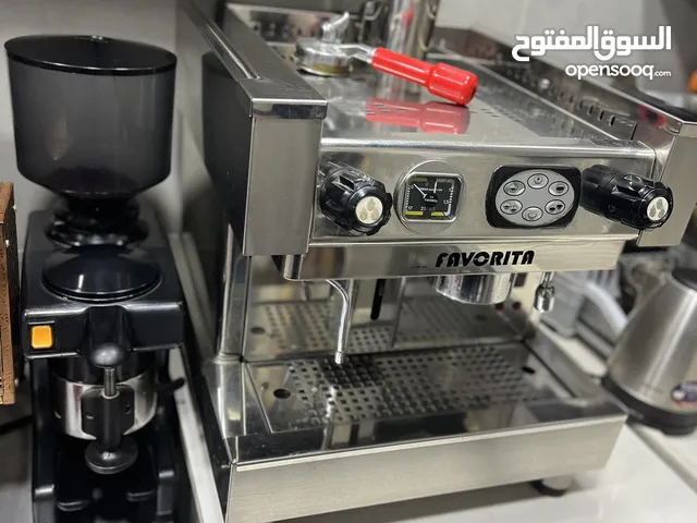 عدة ماكينات واغراض مطاعم واستخدام يومي
