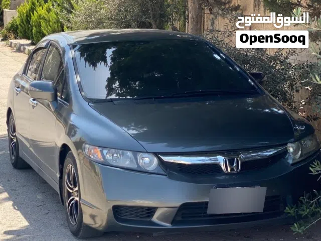 2009 هوندا سيفيك Standard