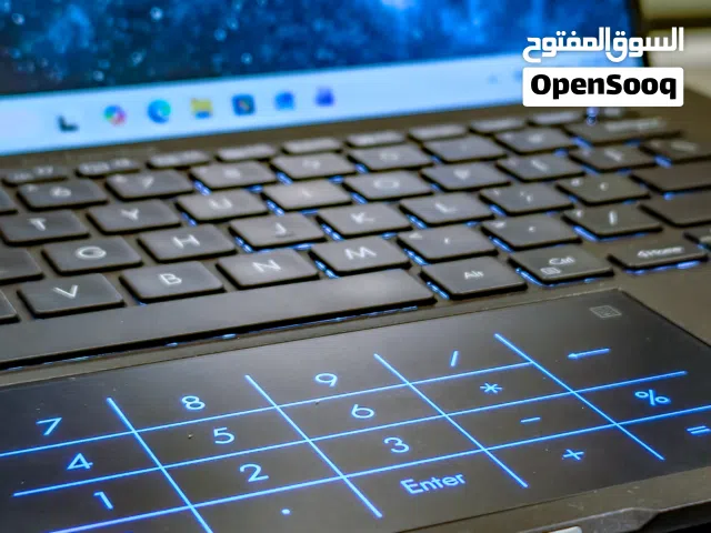 ASUS ExpertBook B9 شاشة FHD IPS 14" وزن 1 كجم فقط i7 16GB RAM SSD 512GB