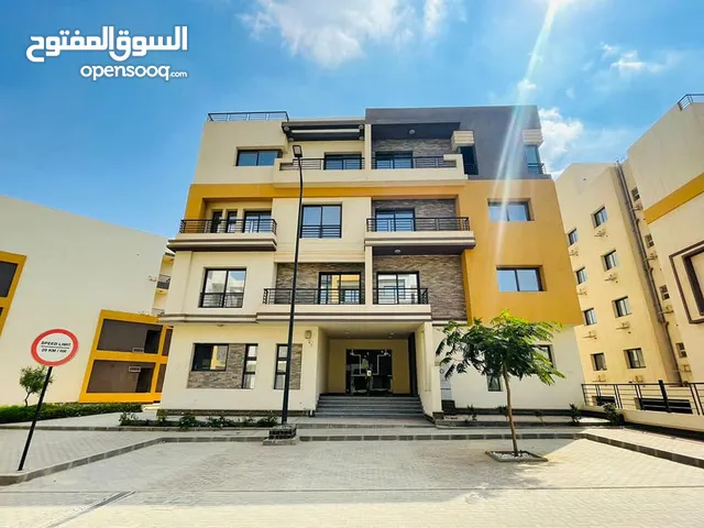 170 m2 3 Bedrooms Apartments for Sale in Cairo New October