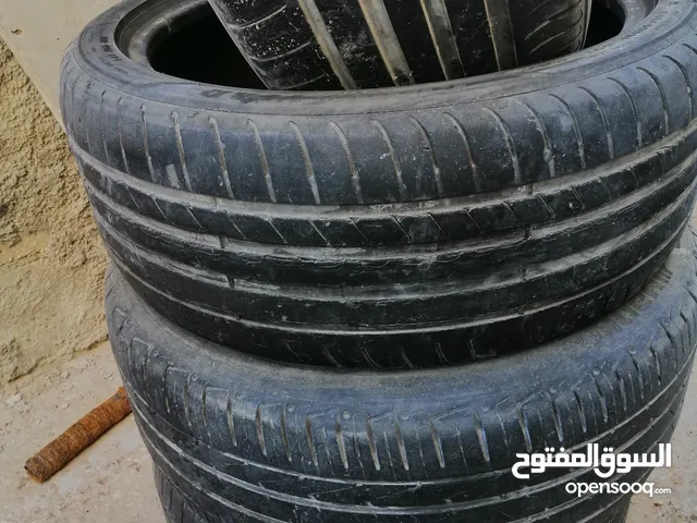 كوتشوك 245/40/19