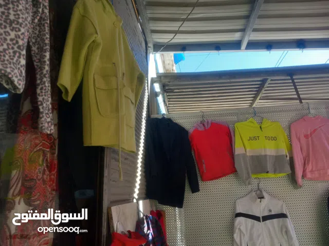 محل ملابس ستاتي ورجالي واطفال للبيع جمله