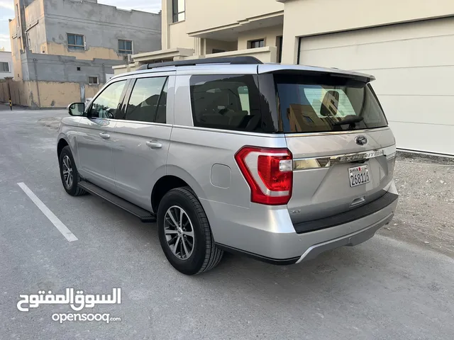 Ford Expedition XLT in Central Governorate