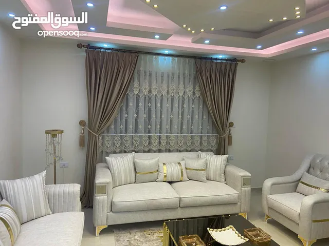 157 m2 4 Bedrooms Apartments for Sale in Zarqa Dahiet Al Madena Al Monawwara