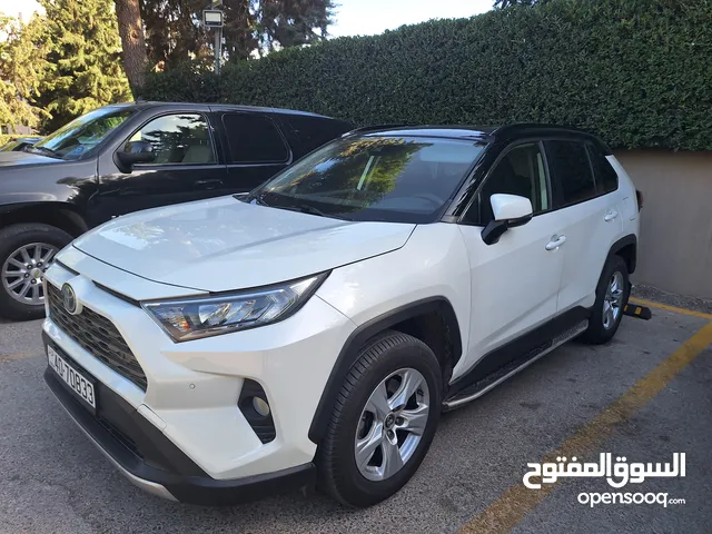 Used Toyota RAV 4 in Amman