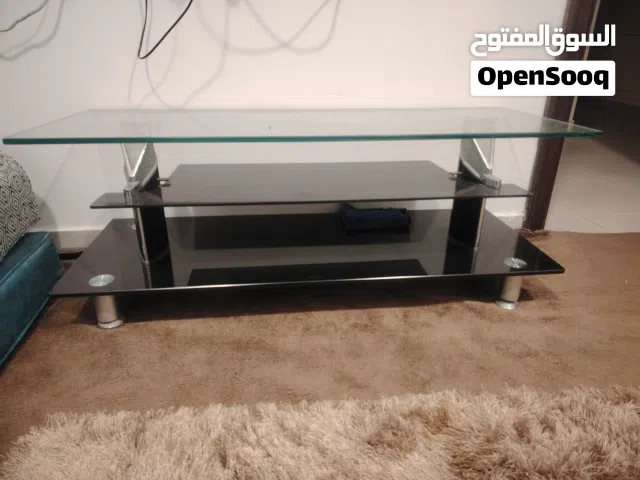 طاوله شاشة سكاريت قريه جدا بحال الوكاله للبيع