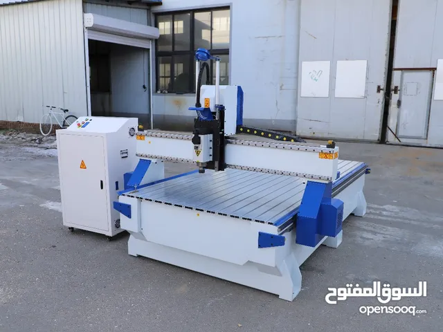 ماكينة راوتر للحفر والقص (CNC Router)