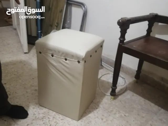 بوفيه لاتيه وسرير بيبي وتلفزيون باناسونيك وكرسي عدد 2 اثاث مستعمل بحالة جيدة جدا