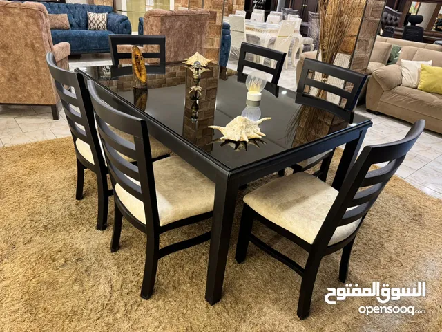 طاولات سفره بحاله الوكاله للبيع