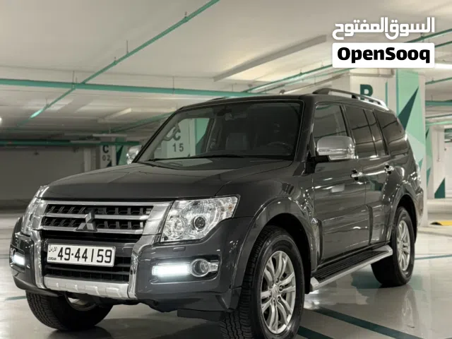 2018 Mitsubishi Pajero GLS
