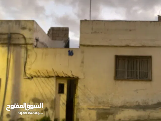 عمارة للبيع كاملة أو شقق بناء قديم