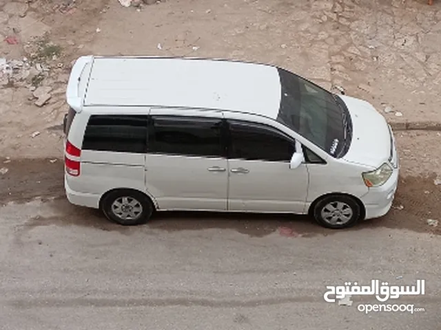 Used Toyota Voxy in Al Mukalla