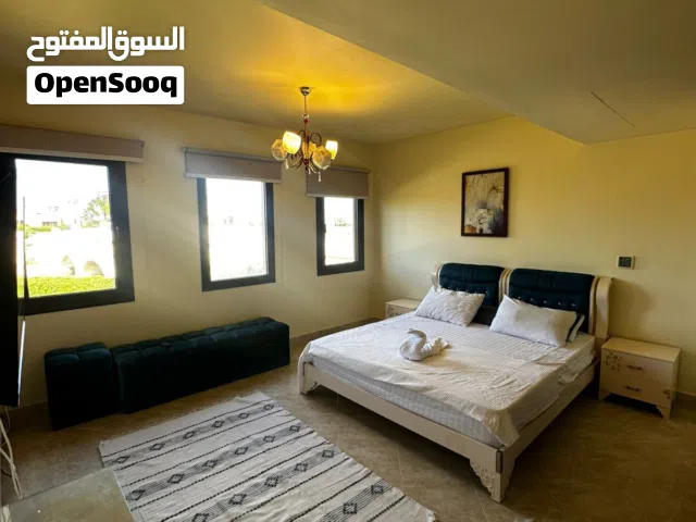 302 m2 5 Bedrooms Villa for Rent in Matruh Other
