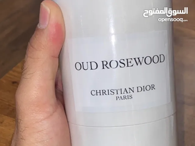 للبيع عطر كرستيان ديور OUD Rosewood الاصلي حجم 225 ml مستخدم منه الشي القليل الباقي حدود 200 ml