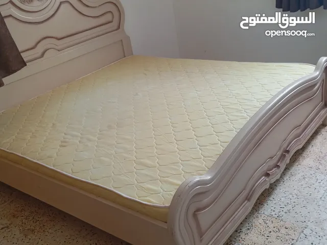 اغراض نظيفة جداً للبيع عشان السفر فرصة كلهم علي 50ريال