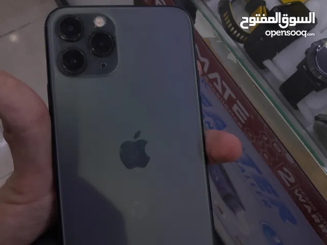 iPhone 11 Pro space grey with his Box and 10 covers offer 256GB