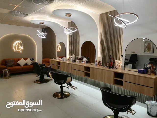 صالون حلاقة نسائي في مجمع المنصور ستي السكني