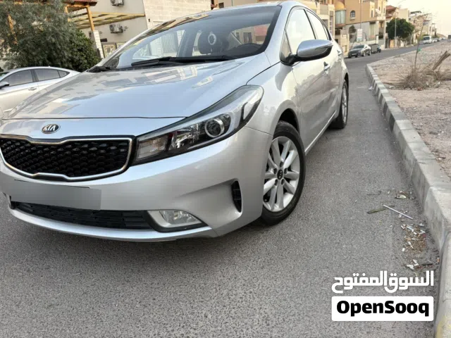 2017 كيا سيراتو EX