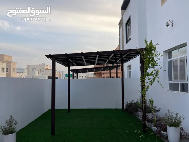 329m2 5 Bedrooms Villa for Sale in Muscat Al Khoud