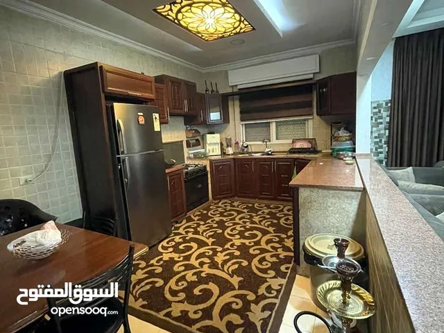 165 m2 5 Bedrooms Apartments for Sale in Amman Jabal Al Zohor