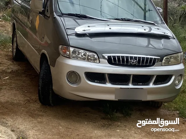 باص هونداي ستاراكس 2000