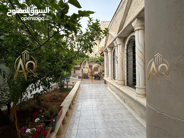 340 m2 5 Bedrooms Townhouse for Sale in Amman Abu Al-Sous
