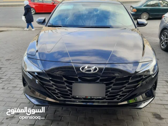 2023, هيونداي, النترا, Standard