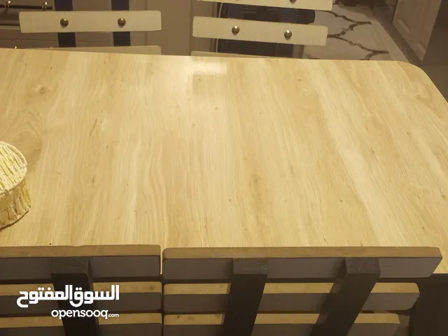 طاولة سفرة خشب سوّيد