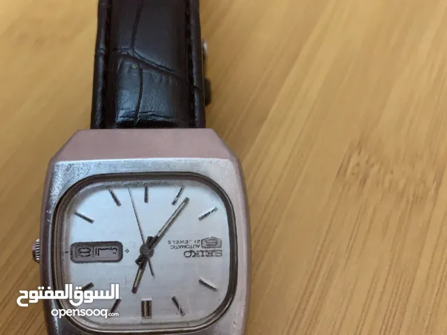 ساعات للبيع