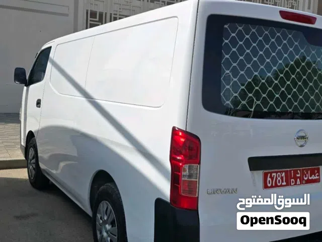2022 نيسان اورفان