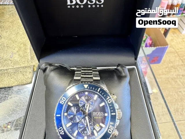 ساعة boss اصلي مستعمل خفيف بحالة الوكالة مع الاوراق الاصلية و العلبة 200 دينار فقط