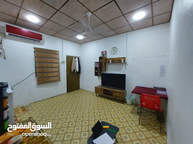 160 m2 2 Bedrooms Townhouse for Sale in Basra Al-Hayyaniyah