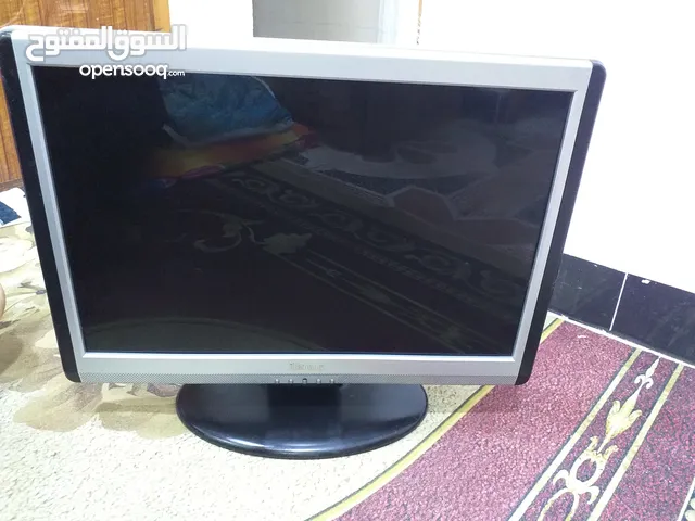 شاشه كمبيوتر اصليه ونظيفه جدا امتياز