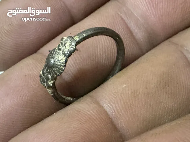 نوادر للبيع