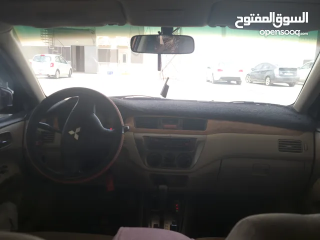 ميتسوبيشي لانسر 2010
