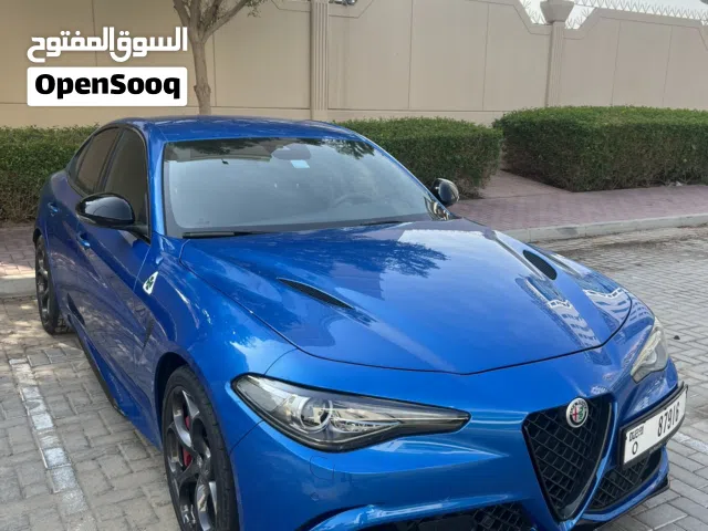 2022 Alfa Romeo Giulia Giulia Quadrifoglio