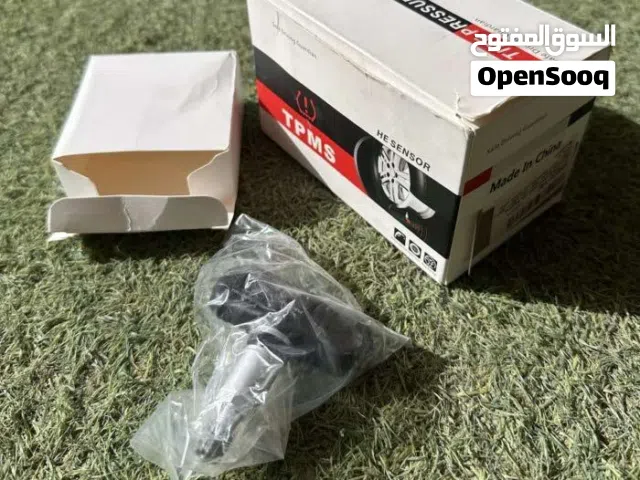 حساسات إطارات جديدة ياباني عدد (4) تصلح لأكثر من موديل سيارة