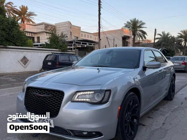 2022 كرايسلر 300 300S V6