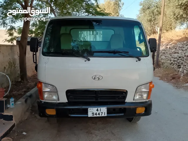 قلاب هونداي مايتي 2006 للبيع أصلي مش محول