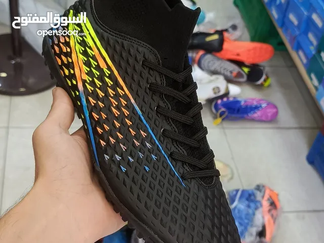 43 Sport Shoes in Amman