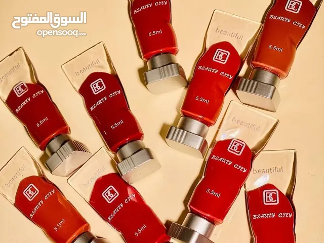 ICE CUPE LIPSTICK حمر ايس كوب