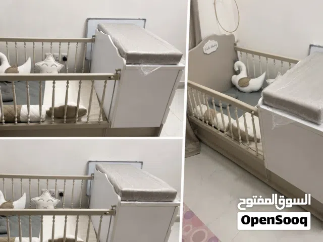 سرير اطفال