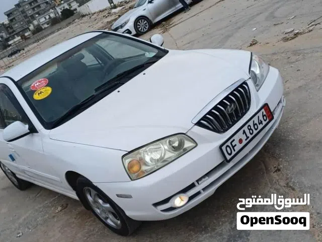 2000 هيونداي افانتي Limited
